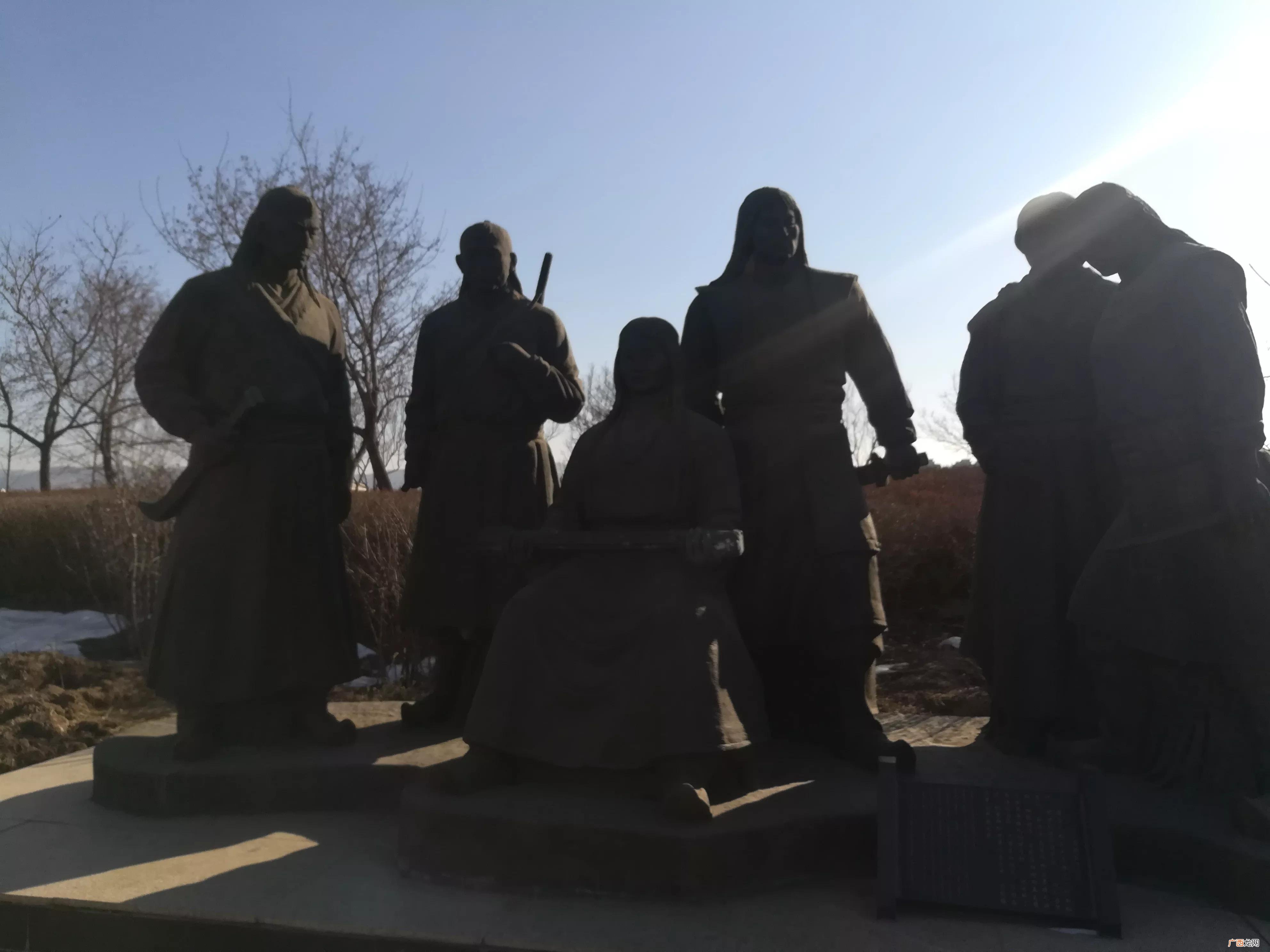 蒙古族民俗文化简介 蒙古族的风俗习惯