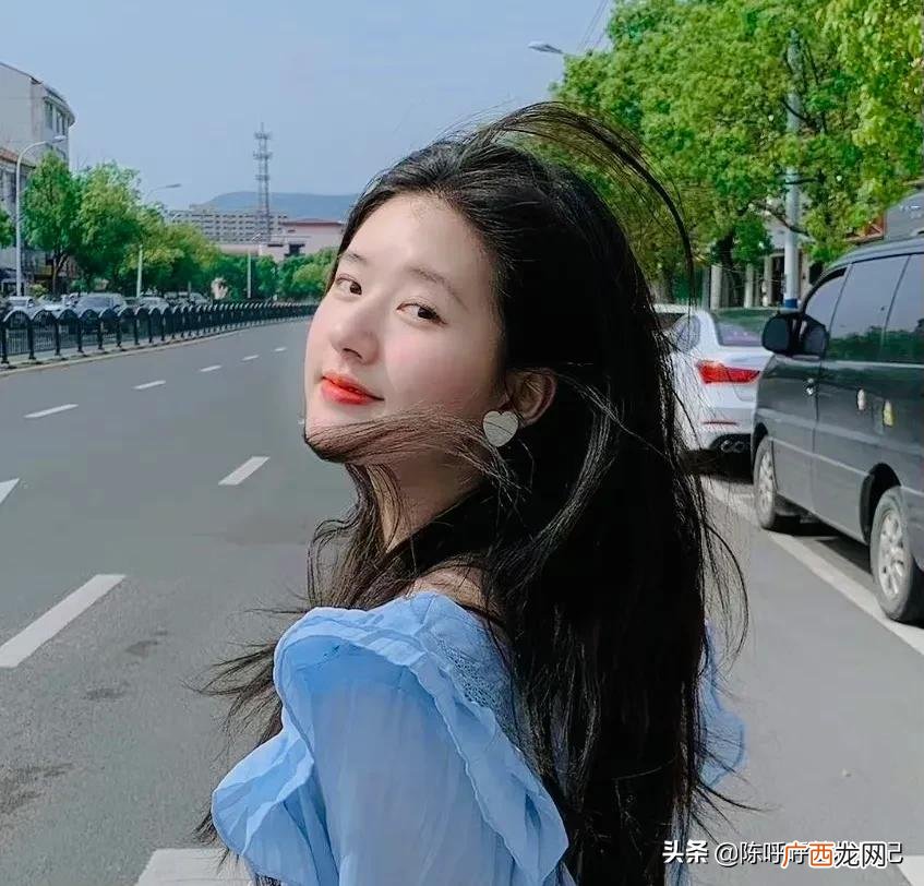 纯露跟爽肤水是一样的效果吗 纯露和爽肤水有什么区别