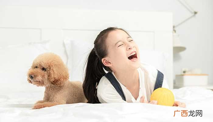 狗狗运动完可以洗澡吗最好让运动过后的狗狗休息 狗狗是不是不能吃蒜为什么