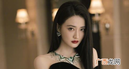 黑发染一年多了褪色会伤发吗 染黑发是不是特别伤头发