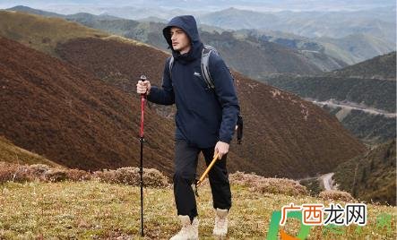 冲锋衣机洗了怎么补救 冲锋衣机洗会坏吗