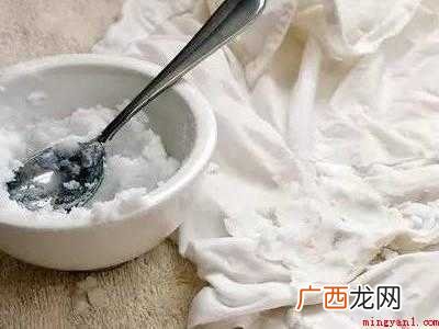 白衣服串色怎么变白的具体操作步骤 白衣服串色怎么变白