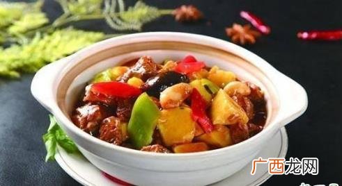 炖牛肉后锅里有腥味怎么去掉啊 炖牛肉什么时候放啤酒最好