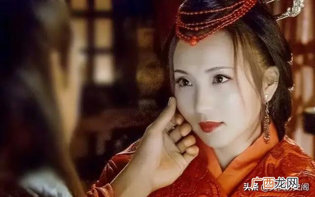 貂蝉为什么愿意帮助王允 王允与貂蝉到底什么关系