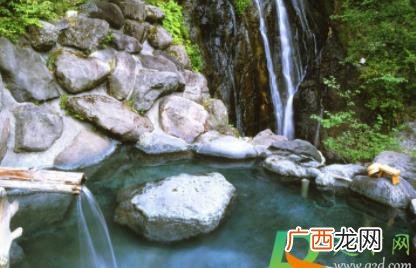 温泉水含什幺元素比较好 温泉含什么元素最好