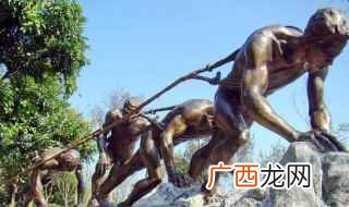 纤绳拉耳孔边裂纹前缘最深点和表面点的裂纹扩展增长量来追踪裂纹 纤绳拼音
