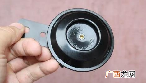 电动车喇叭一直叫个不停怎么处理 电动车喇叭一直响不停怎么弄