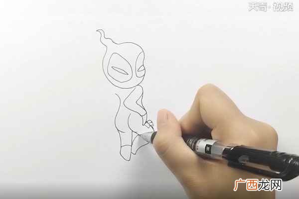 先画死侍的头部有哪些 死侍简笔画