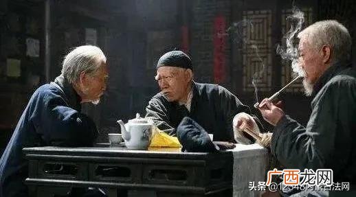 中国现代小说家老舍先生简介 老舍是现代还是当代著名作家