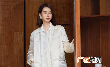 白鹅绒服真的比白鸭绒羽绒服保暖吗 白鹅绒羽绒服真的比白鸭绒羽绒服保暖吗