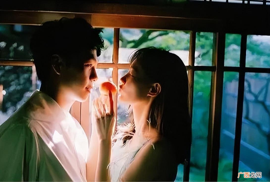 男女暧昧多久才算正常 爱情三元论包括哪三种成分和含义