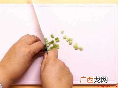 鲍鱼仔怎么做的好吃共有3步 鲍鱼仔怎么做的好吃