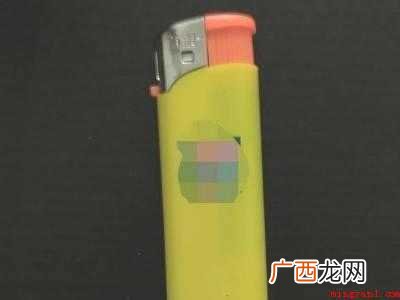 用打火机怎么撬开啤酒瓶的具体操作步骤 用打火机怎么撬开啤酒瓶