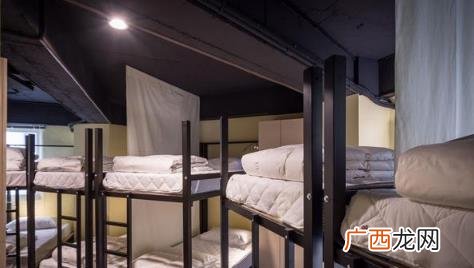 旅游团遇到拼房怎么办 旅游拼房住安全吗