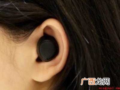MacBook Pro mac怎么连接airpods