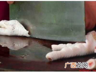 怎么让鸡爪起虎皮的具体操作步骤 怎么让鸡爪起虎皮