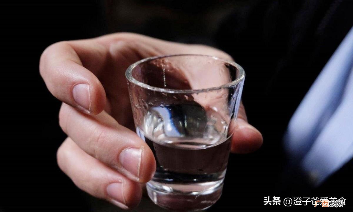 敬酒词怎么说又大方又简单敬领导 敬酒词怎么说又大方又简单