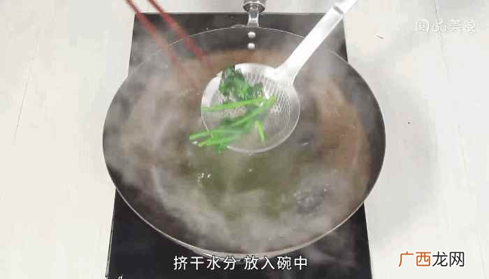 菠菜的做法 蒜蓉菠菜做法，蒜蓉菠菜怎么做