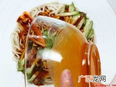 怎样做凉拌面好吃又简单的具体操作步骤 怎样做凉拌面好吃又简单