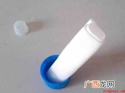 黑色油性记号笔怎么擦掉