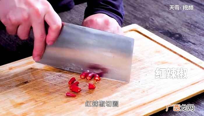 萝卜干炒腊肉怎么做 萝卜干炒腊肉的做法
