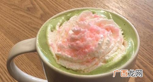 星巴克樱绽草莓拿铁多少钱一杯 星巴克爱恋白桃抹茶拿铁