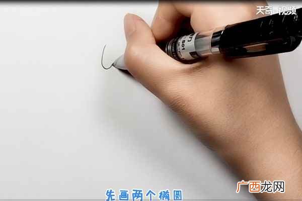 滑梯部分涂上黄色就行了 滑梯简笔画