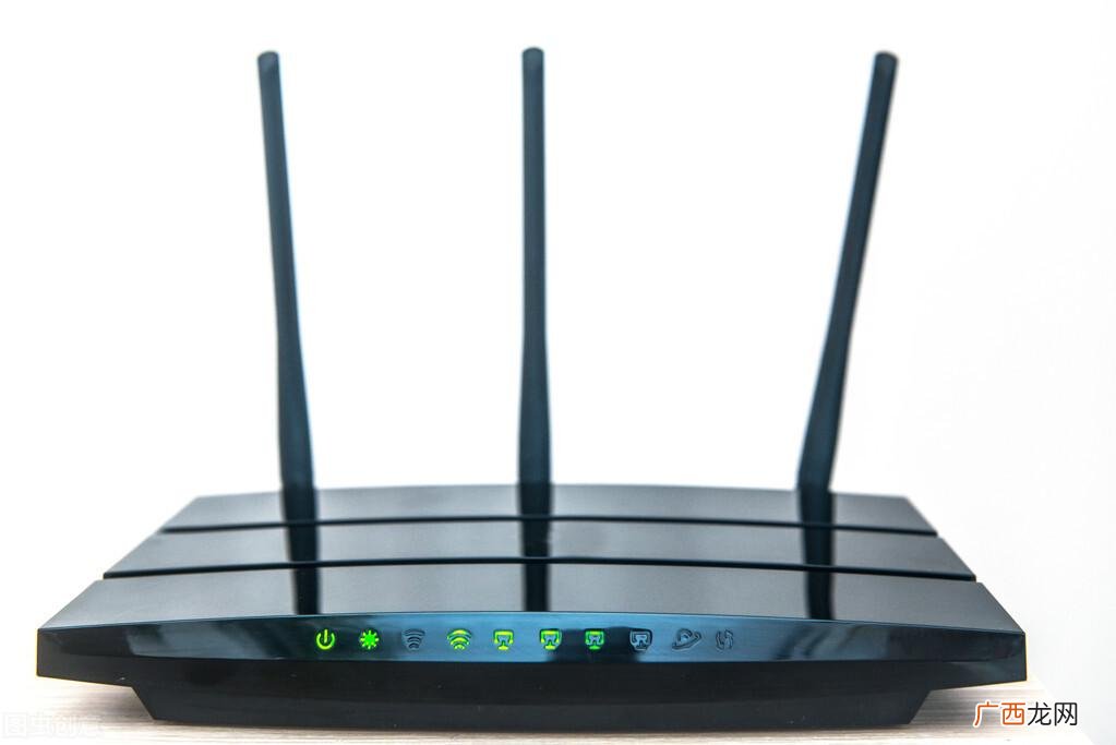 自己家wifi密码重置 怎么重新设置路由器wifi密码
