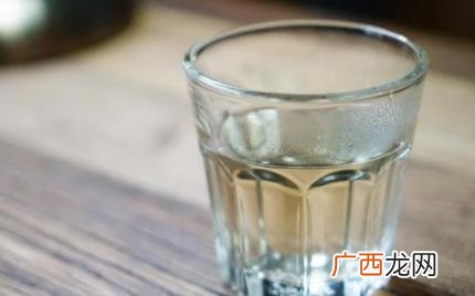长期喝硬度高的水会怎么样 饮用水软水好还是硬水好
