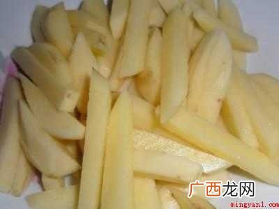 土豆条的炸制方法的具体操作步骤 土豆条的炸制方法
