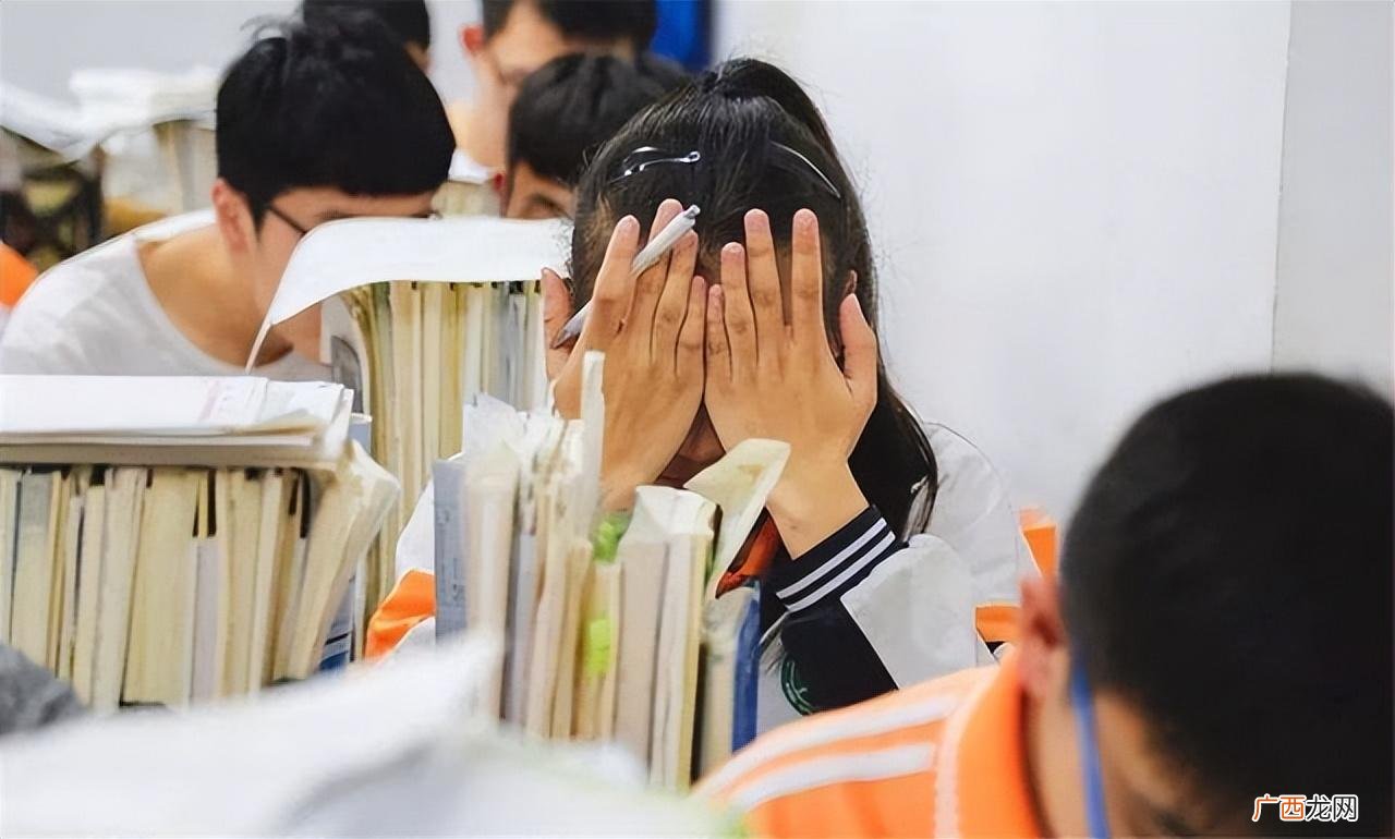 家长要注意3个方向的教育 青春期女孩怎么教育和引导