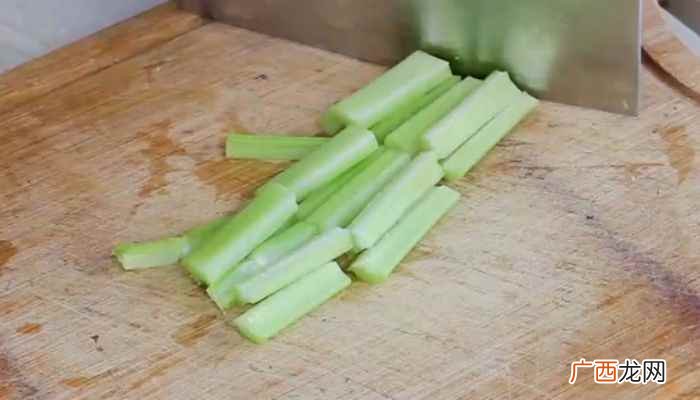 牛蛙的做法 椒盐牛蛙的做法