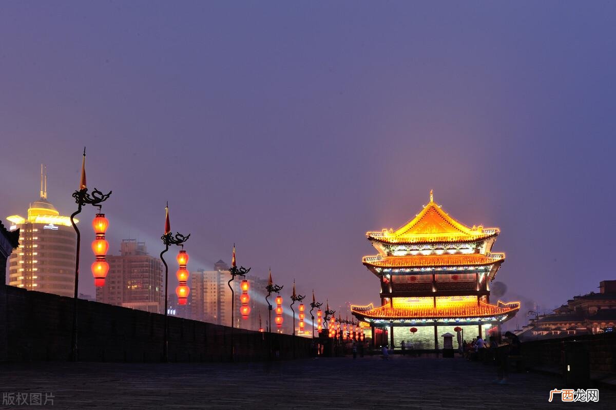 回族的三大传统节日介绍 回族的节日风俗有些什么