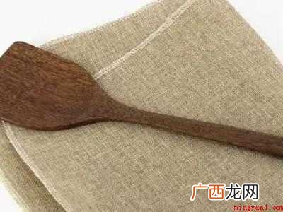 木铲子使用前怎么处理的具体操作步骤 木铲子使用前怎么处理