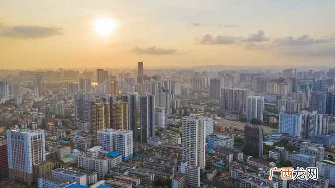 南宁市地貌分平地、低山、石山、丘陵、台地5种类型 南宁是哪个省