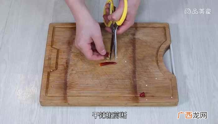 空心菜怎么做好吃 炝炒空心菜的做法