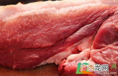猪肉是深红色的好还是淡红色的好 猪肉淡红色好还是深红色好