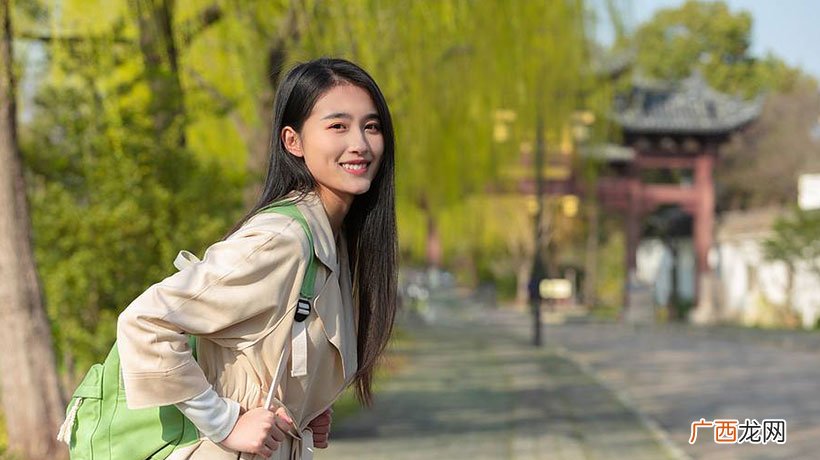 喜欢姐姐型的开放御姐 巨蟹男喜欢御姐还是小女生
