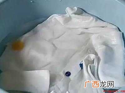 记号笔的墨水染在衣服上怎么洗掉的具体操作步骤 记号笔的墨水染在衣服上怎么洗掉