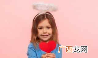 初英、初晗、初莲、初春、初尘、初扬 带初字的女孩名字