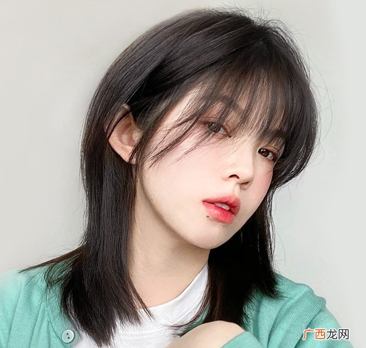5种脸型留锁骨发减龄又好看 锁骨发是剪出来的还是烫的