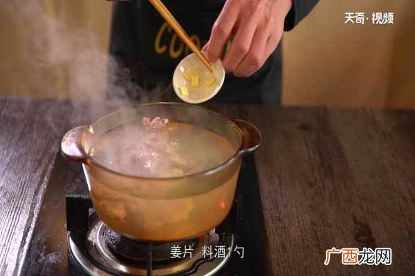 玉米排骨汤的做法 玉米排骨汤怎么做
