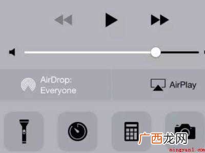 苹果为什么手电筒按键灰了的具体操作步骤 苹果为什么手电筒按键灰了