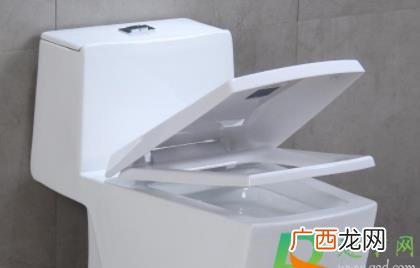 马桶应该坐哪一层图解 马桶应该坐哪一层