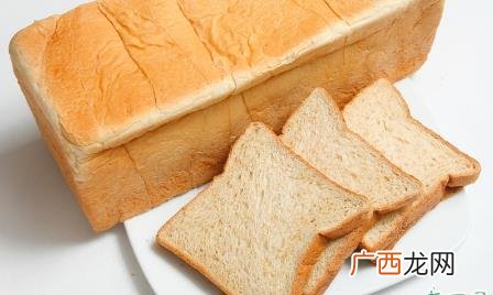 刚出炉的面包吃了好吗 面包怎么保存不容易变硬