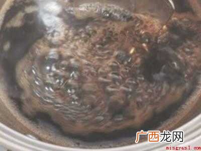 冰粉红糖水怎么做浓稠的具体操作步骤 冰粉红糖水怎么做浓稠