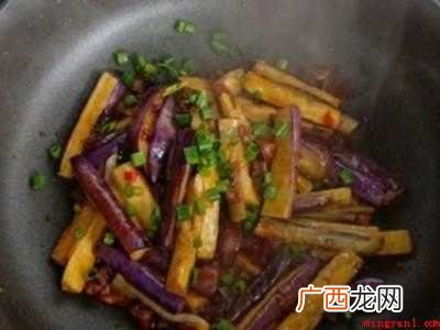 怎样炒茄子不变色又好吃的具体操作步骤 怎样炒茄子不变色又好吃