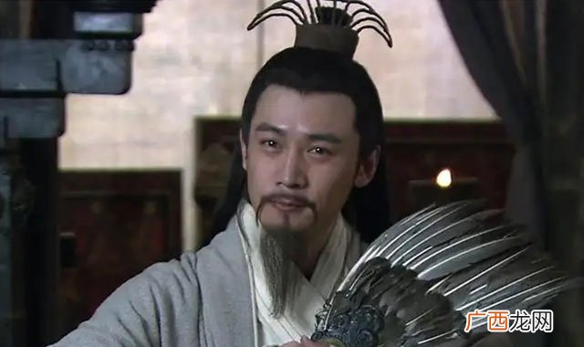 孔明灯由来的简短故事 孔明灯的来历和意义