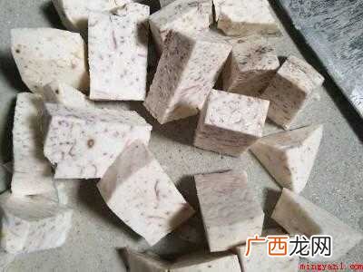 香芋怎么做好吃不放肉的具体操作步骤 香芋怎么做好吃不放肉