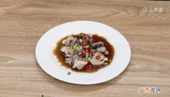 八爪鱼怎么做最好吃这个步骤很简单 白灼八爪鱼的做法